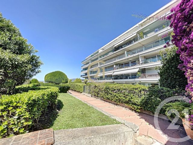 Appartement F2 à vendre - 2 pièces - 89.6 m2 - CANNES LA BOCCA - 06 - PROVENCE-ALPES-COTE-D-AZUR - Century 21 Immobilier Conseil