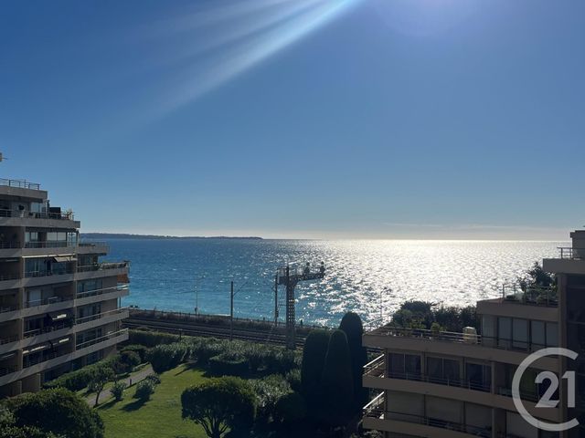 Appartement F3 à vendre - 3 pièces - 61.2 m2 - CANNES LA BOCCA - 06 - PROVENCE-ALPES-COTE-D-AZUR - Century 21 Immobilier Conseil