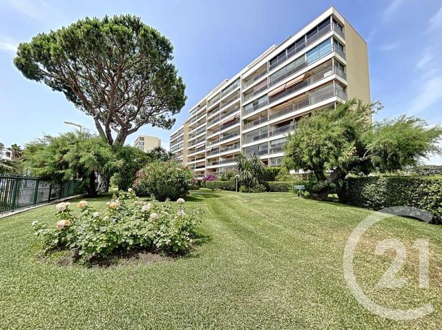 Appartement F2 à vendre - 2 pièces - 43.21 m2 - CANNES LA BOCCA - 06 - PROVENCE-ALPES-COTE-D-AZUR - Century 21 Immobilier Conseil