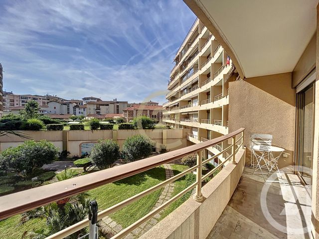 Appartement F2 à vendre - 2 pièces - 30.0 m2 - CANNES LA BOCCA - 06 - PROVENCE-ALPES-COTE-D-AZUR - Century 21 Immobilier Conseil